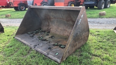 Large Strimech grain bucket , pin and cone brackets