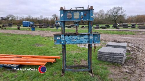 Laycock 60T workshop press | York Machinery Sale February Unsolds ...
