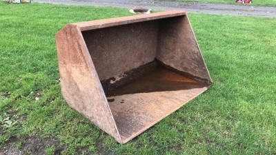 Chilton MX loader bucket