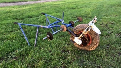 Rappa electric fencing barrow and strand auto-wind