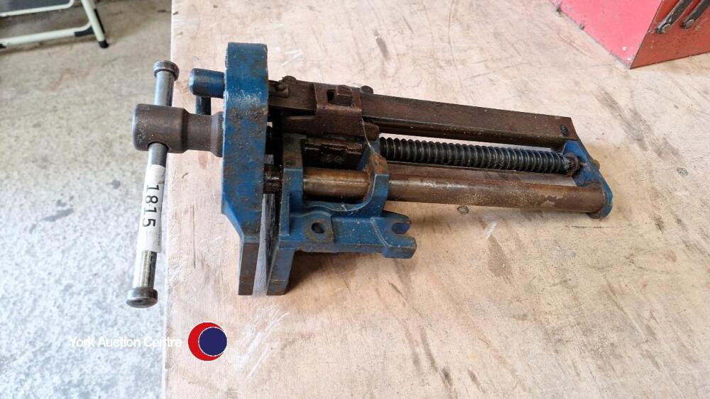 Large metal Record vice 52E | April timed online auction - Workshop ...