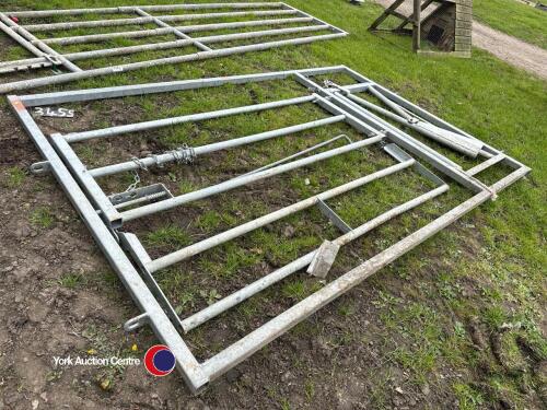 Calving Gate Large Ritchie Ritchie calving gate | York Machinery Sale (hedgers, buckets, livestock ...
