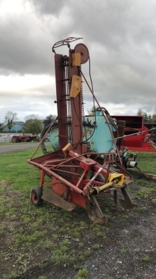Tim 2 row beet/swede harvester