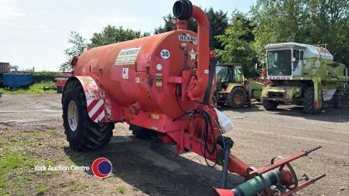 Herbst 2000 slurry tanker, sprung drawbar, self filling arm and loading ...