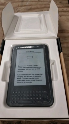 Amazon Kindle in box