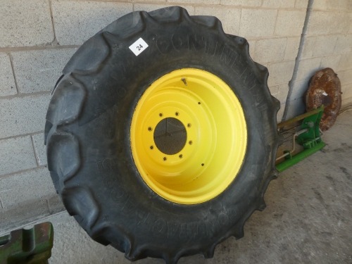 Continental 420/85R24 wheel and tyre