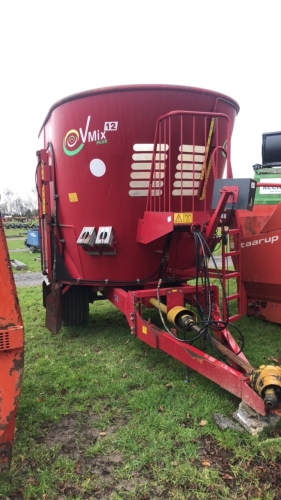 BVL V Mix 12 tub feeder