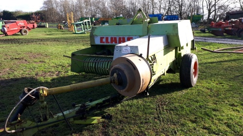 Claas Markant 55 square baler