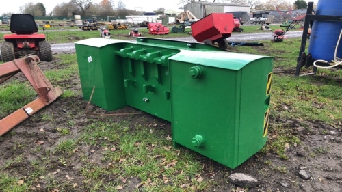 Agriweld 1000kg weight block c/w toolbox to fit JD tractor