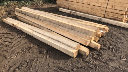 Pack of new oak beams, planed boards, spars, joists, T&G, shiplap, mixed sizes joinery etc 310cm x 4”x4”