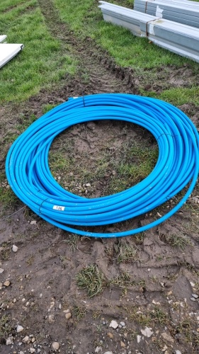 3 lengths of water pipe