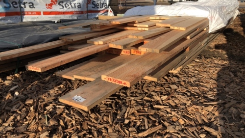 Pack of new oak beams, planed boards, spars, joists, T&G, shiplap, mixed sizes joinery etc, various