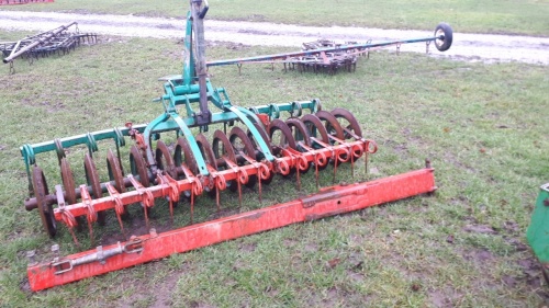 Kverneland Packomat plough press