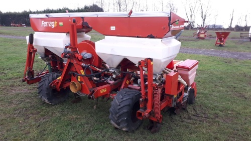 Accord Optima 6 row maize drill c/w fertiliser applicator, PTO & control box