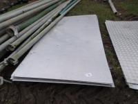 5 x chequer plate 8x4 alloy sheets