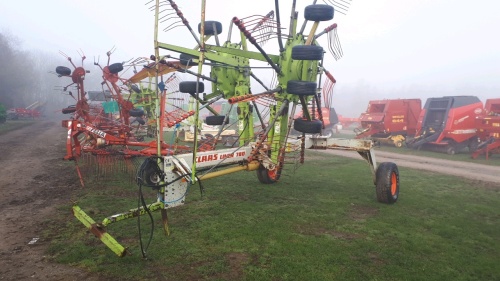 Claas Liner 780 twin rotor rake