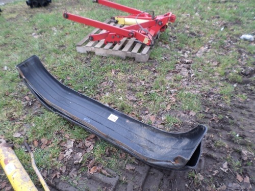 Pair of trailer mudguards