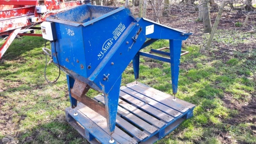 Potato sample washer made by Niagra