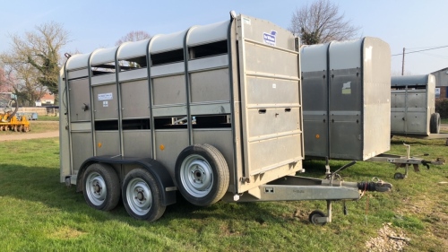 Ifor Williams TA510 livestock trailer with sheep decks, slurry tank, divide gate, LED lights, 4 good tyres, new brakes and bearings, very tidy trailer