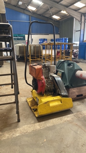 Bomag BP/15/45/D diesel vibrating wacker plate