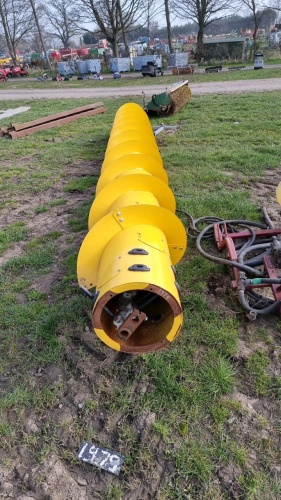 New Holland combine header auger