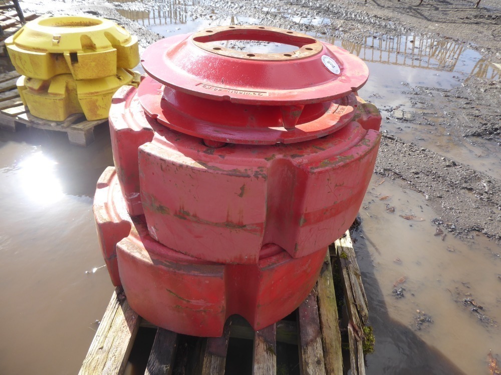 Fendt rear tractor wheel weights for 8/9 series Stephensons Rural