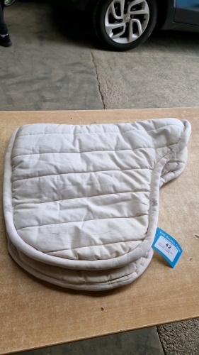 Full white Poly pad dressage numnah