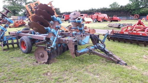 Ransomes 4.5m hydraulic folding discs