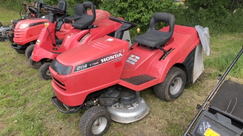 Honda V Twin 2114 hydrostatic drive ride on mower