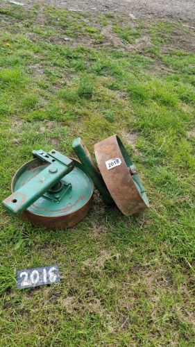 2 x cultivator depth wheels, vgc