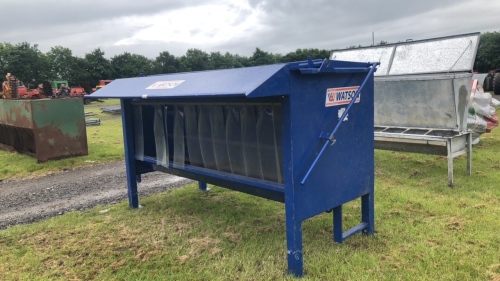 Watson ad-lib cattle feeder, comes with rain cover and bird curtain. Less than a year old, very good condition