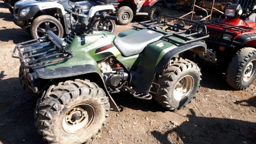 Kawasaki KLF 300 quad, runs and drives