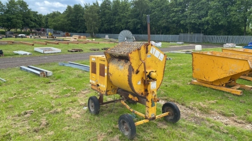 Diesel site mixer multiquip mixer with hats, diesel engine