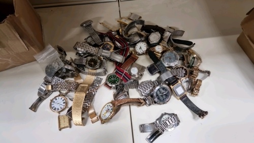 Box of approx 43 wristwatches