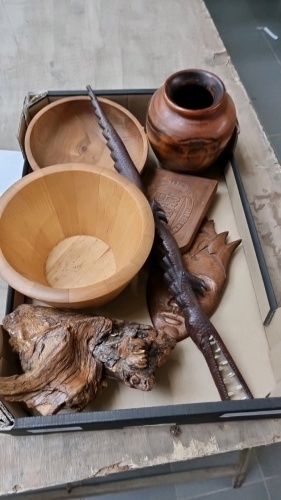 Collection of Treen including African mask and motto plaque