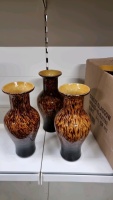 Box of 6 matching glass vases