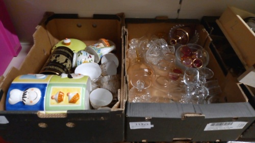 2 x boxes of glassware and kitchen items