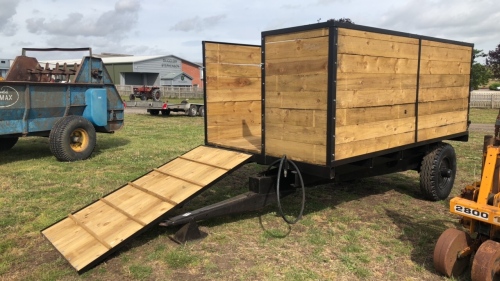 4T front ramp horse muck trailer, new body and treated wood