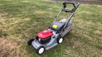 Honda HRB 475 lawnmower