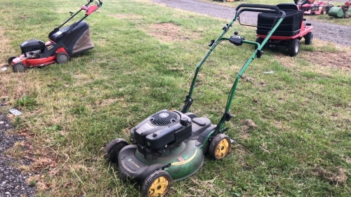 John Deere 850 lawn mower