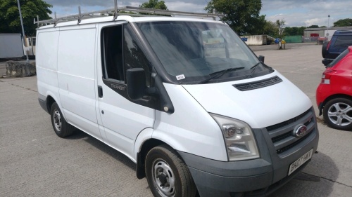 2007 Ford Transit 85 T280 2.2 FWD, one former keeper, 90,228 miles, MOT 19/5/23, on V/Car Register Cat D, BK07HWV - Engine has a knock