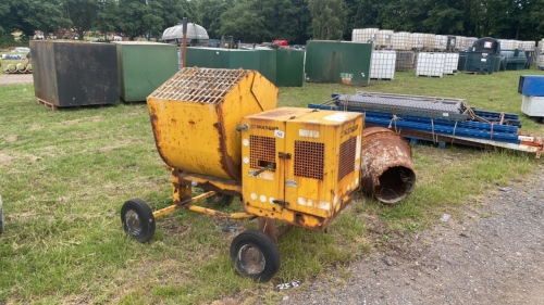 Diesel site mixer with Hatz pull start diesel engine