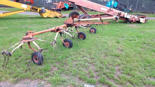 Fahr 4 rotor tedder, working order