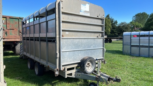 Ifor Williams DP120G 12ft demountable livestock trailer c/w sheep decks with partitions, and cattle dividing gate, vgc