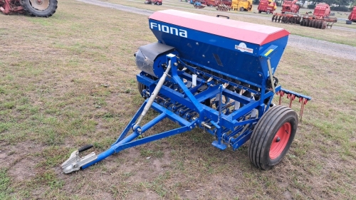 Fiona 1.5m seed drill, trailed or mounted
