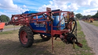 Gem Self Trac 2000 sprayer, control box, PTO and nozzles