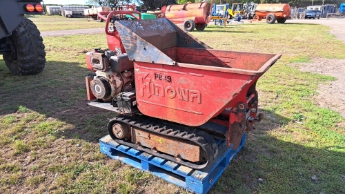 Hinowa diesel tracked dumper with auxilliary hydraulic port for breaker. Hole in diesel tank, needs repair, 2001