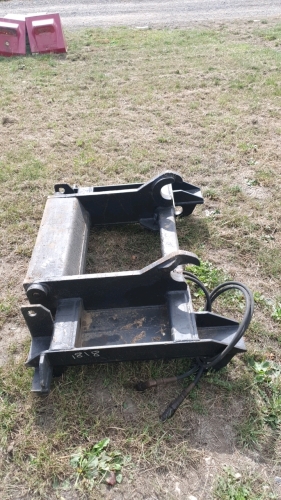 Cherry Products forklift adapter plate, JCB to Bobcat/Manitou, hydraulic locking pins