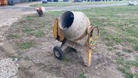 Benford cement mixer with Briggs and Stratton engine