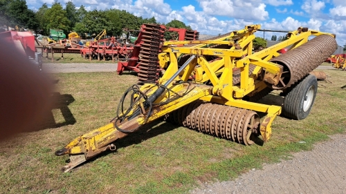 Twose 12m hydraulic folding rollers